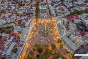 重磅!电竞行业发展报告发布,产业升级进入快车道 重磅!电竞行业发展报告发布,产业升级进入快车道